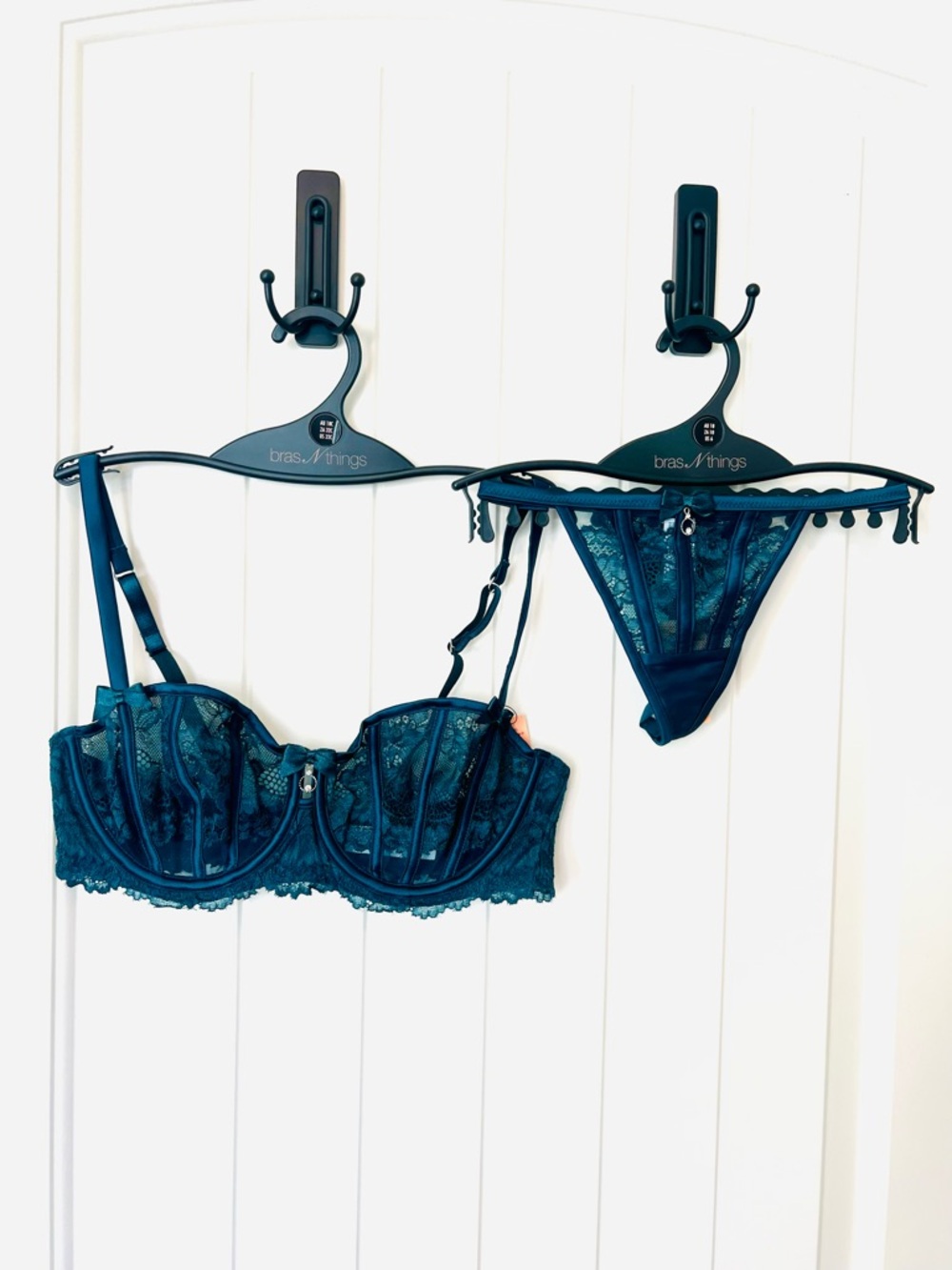Teal Lace Underwire Bra & Matching Thong - 32C & 6